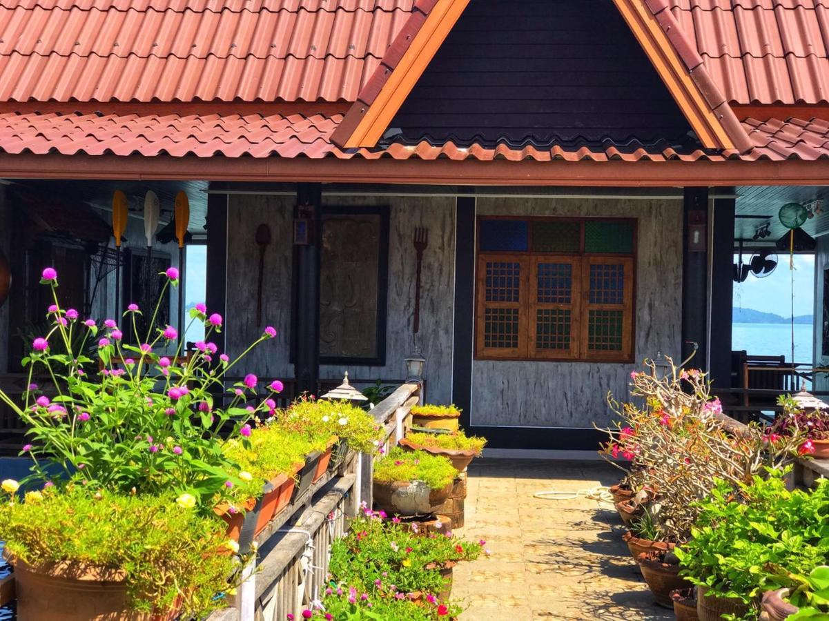 Mangrove House Lanta Old Town Hotel Koh Lanta Exterior photo